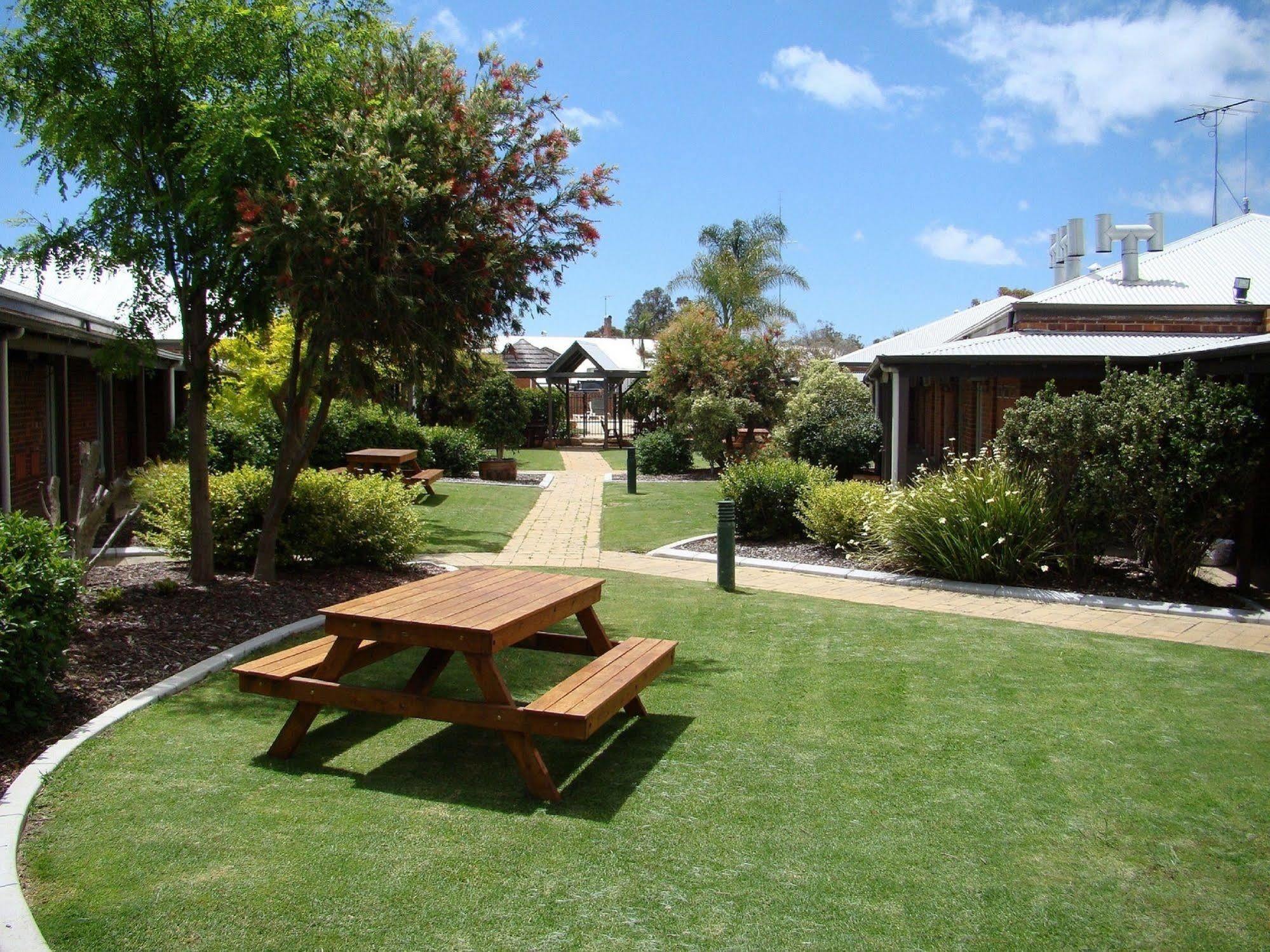 Dunsborough Central Motel Exterior foto